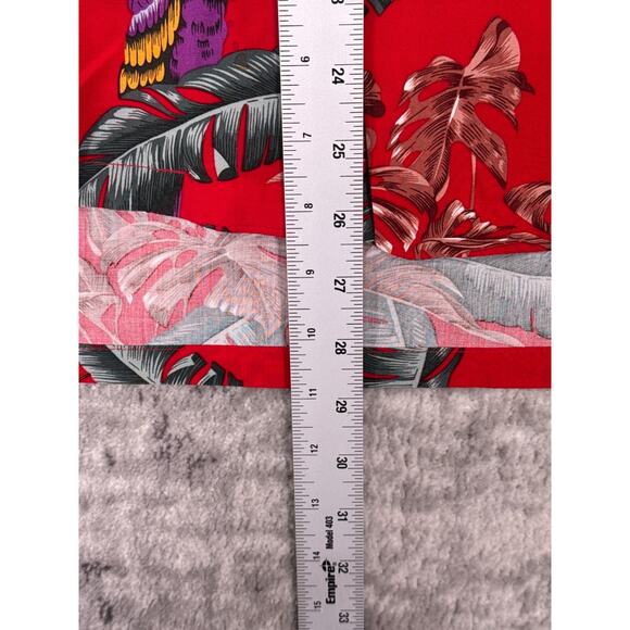 Paradise Found Hawaiian Shirt Small Mens Red Parrots Magnum PI Selleck Jungle - Picture 6 of 8